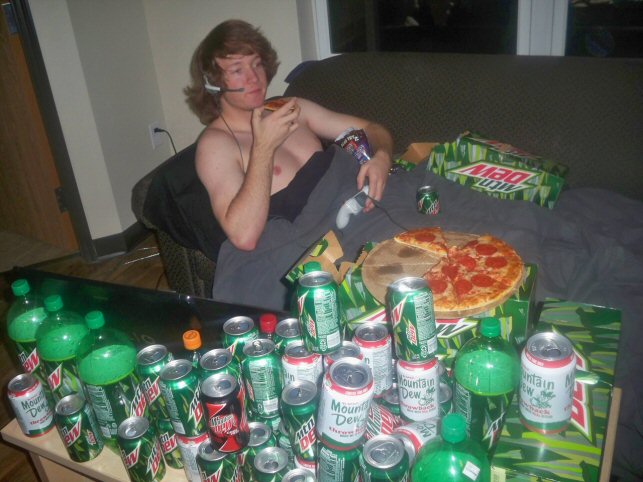 Pizza & Mountain Dew